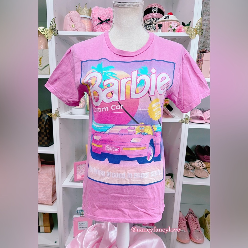 Barbie Pink Graphic Dream Car Tshirt Small